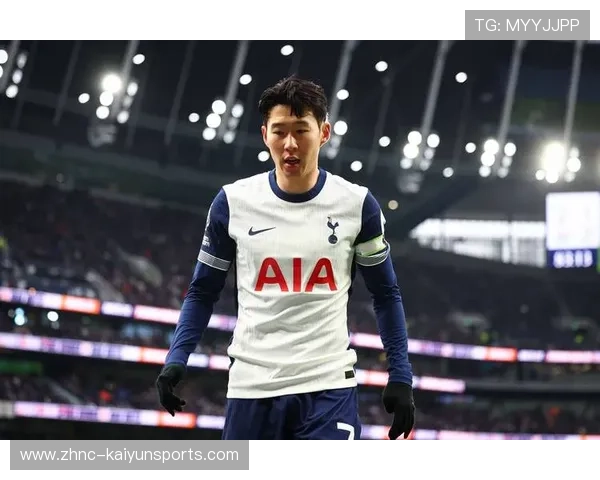 孙兴慜回传配合后突然启动，热刺再度制造杀机